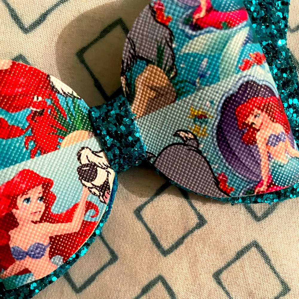 Little mermaid faux leather bow
